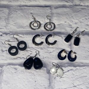 Lot of Earrings - 7 pairs are included
